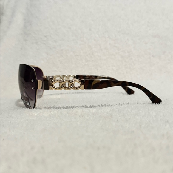 GUESS Smoke Shield Ladies Sunglasses
